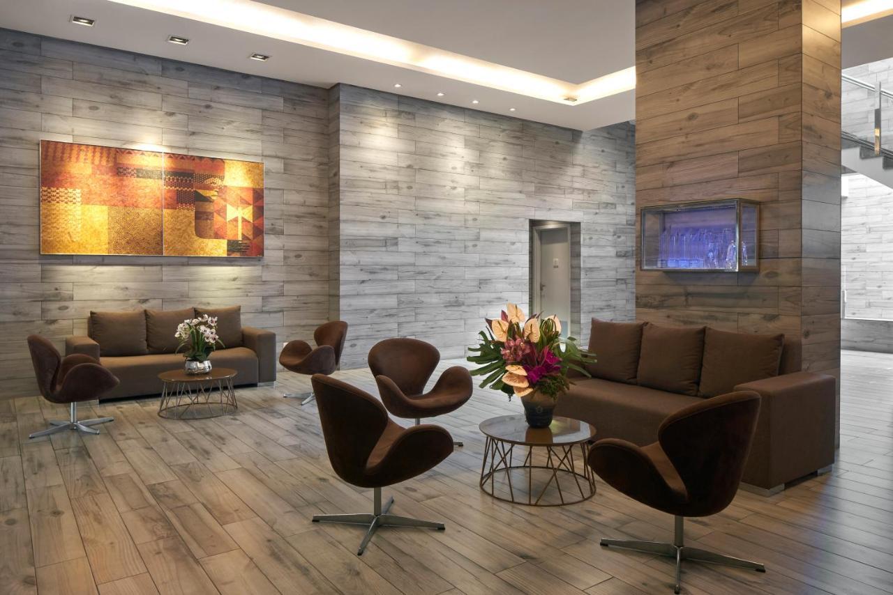 מלון Radisson Blu Belo Horizonte Savassi מראה חיצוני תמונה The lobby of the hotel